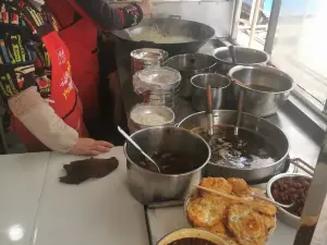 彭辣鸡粉店