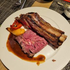 LUNG KING HEEN User Photo