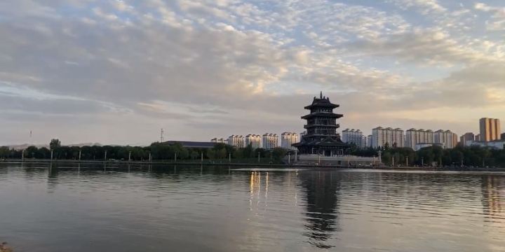 Yinfeng Lake