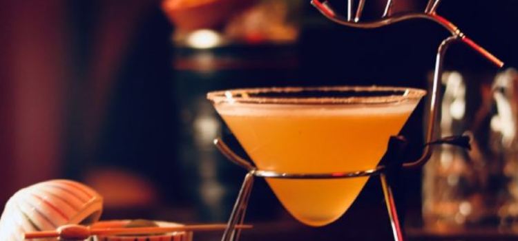 KOI Alley Bar
