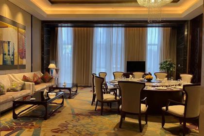 ZHEN Chinese Restaurant