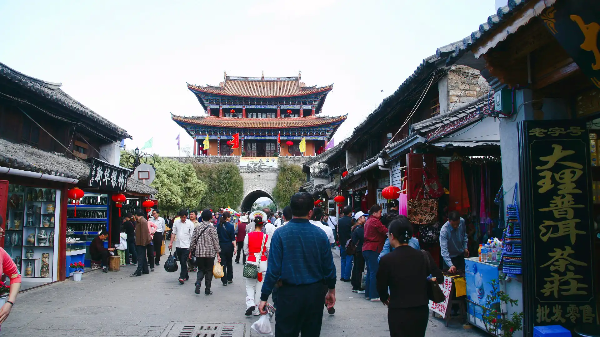 Hotels near Cangshan Gate of Dali Ancient City
