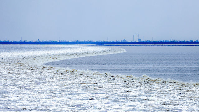 Qiantang River