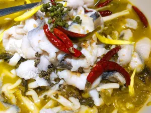 LUSHI CUISINE