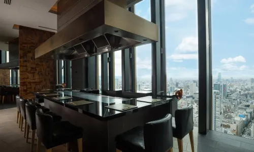 Kura Teppanyaki & Sushi