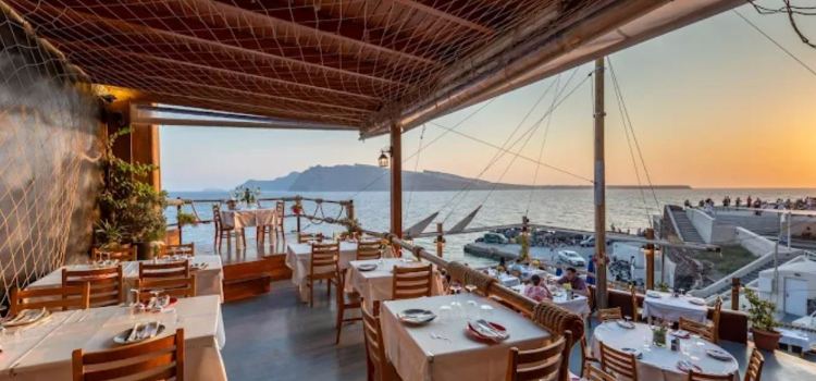 Ammoudi Fish Tavern