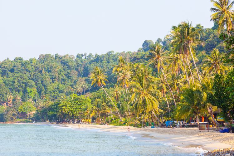 หาดท่าน้ำ