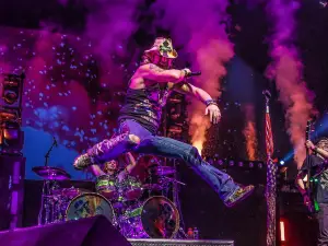 セント・オーガスティン | Bret Michaels《Live and Amplified》ツアー