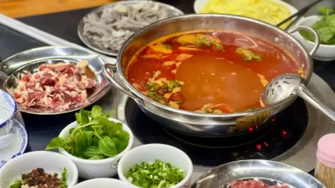 佳荣老五生态牛肉馆 in Libo