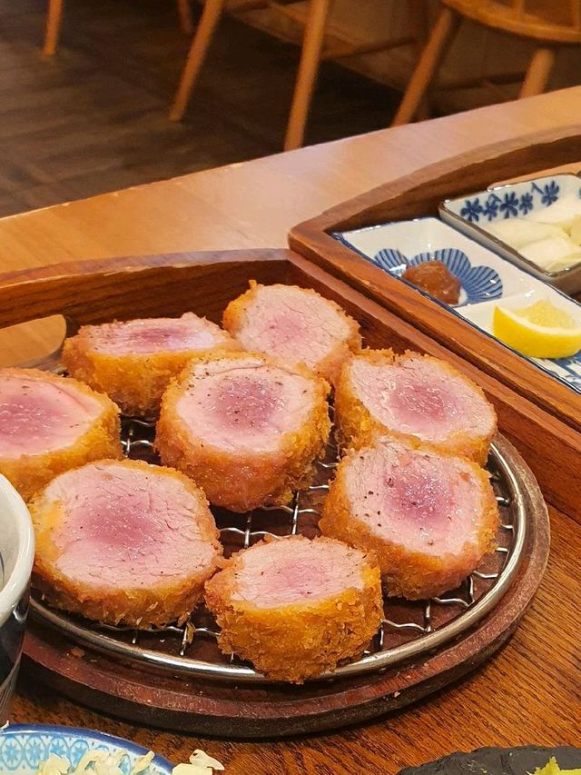 [ 가로수길 맛집, 경양카츠를 소개합니다! ] 신사동 | 트립닷컴 서울 [ 가로수길 맛집, 경양카츠를 소개합니다! ]  신사동 | 트립닷컴 서울 