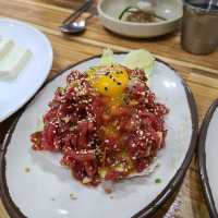 안주가 계속 나오는 밥술집이 있다?