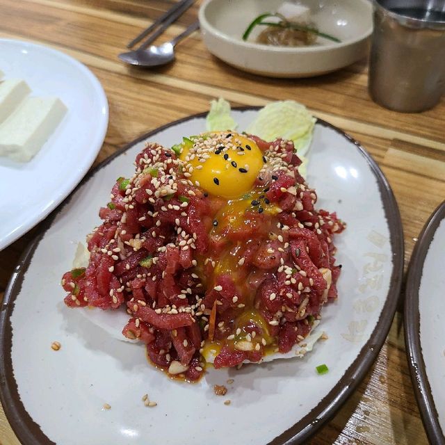 안주가 계속 나오는 밥술집이 있다?
