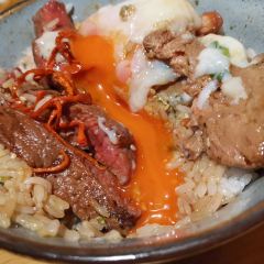 满满初牛·炭烧牛肉专门店(国大店) 여행 사진