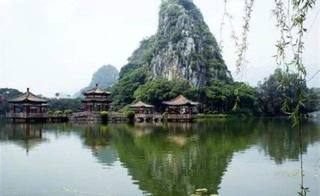Longshan Scenic Area