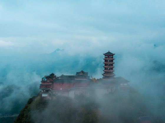 Danxiashan Huguo Temple