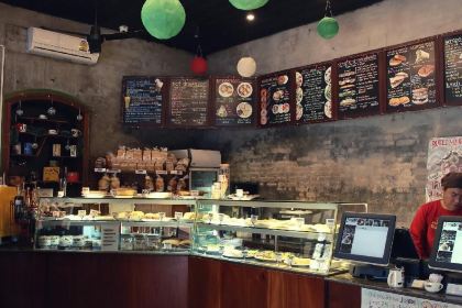 Joma Bakery Café Nam Phou Joma Bakery & Cafe ໂຈມາ ເບເກີຣີ ແລະ ຄາເຟ່