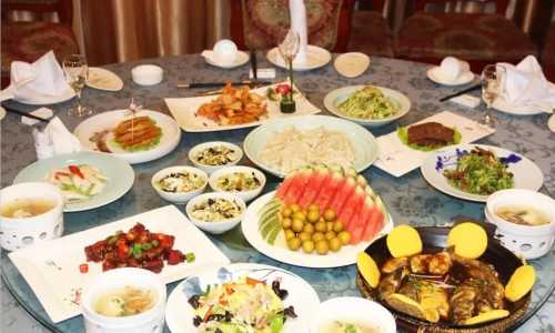 鉑麗斯國際大酒店逸景閣食府