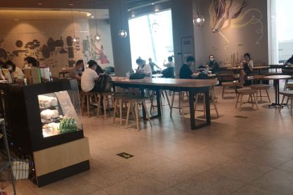 星巴克(郑州新郑机场安检内店)