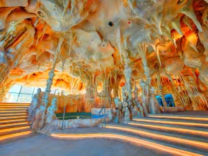 샹양 화교성 운하이 온천