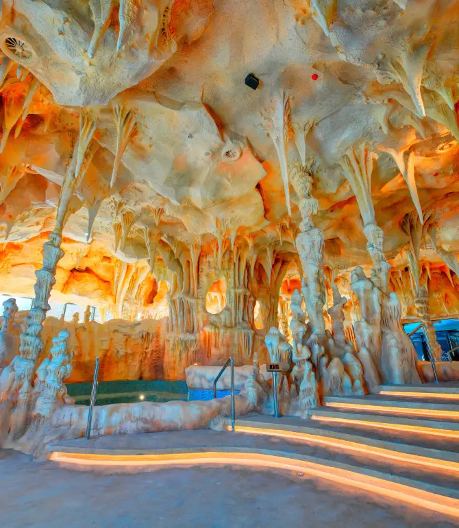 Xiangyang Overseas Chinese Town Fantasy Resort