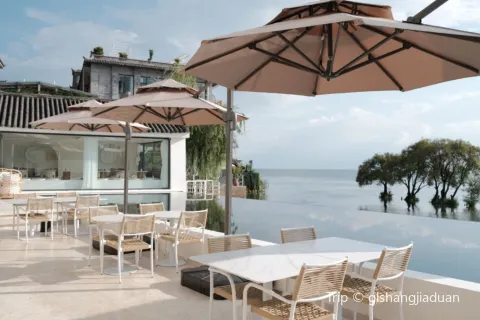 阿凯缇娅·安止樱落海景度假酒店·一间海景餐厅