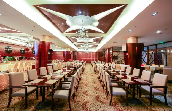 榮譽國際飯店海鮮自助餐廳