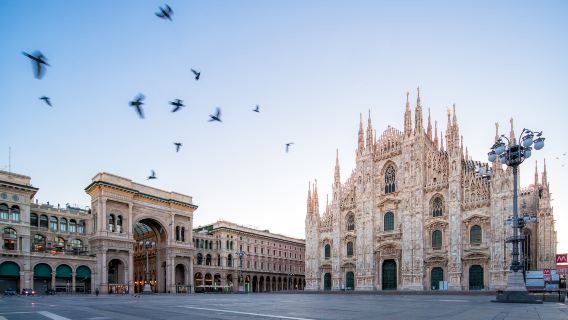 Milan Cathedral, Galleria Vittorio Emanuele II, and Royal Palace 1-day tour