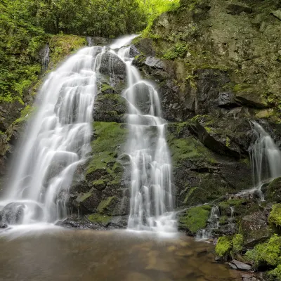 鄰近Glen Falls Trail的酒店