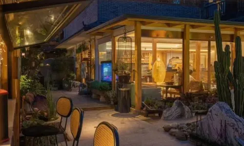 花间酒香Bar