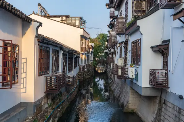 Explore Suzhou with Romance in the Alley