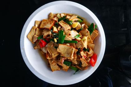 Bao Rong Yu Guan · Lin Hu Zhi Yan(Qian Dao Hu Dian )