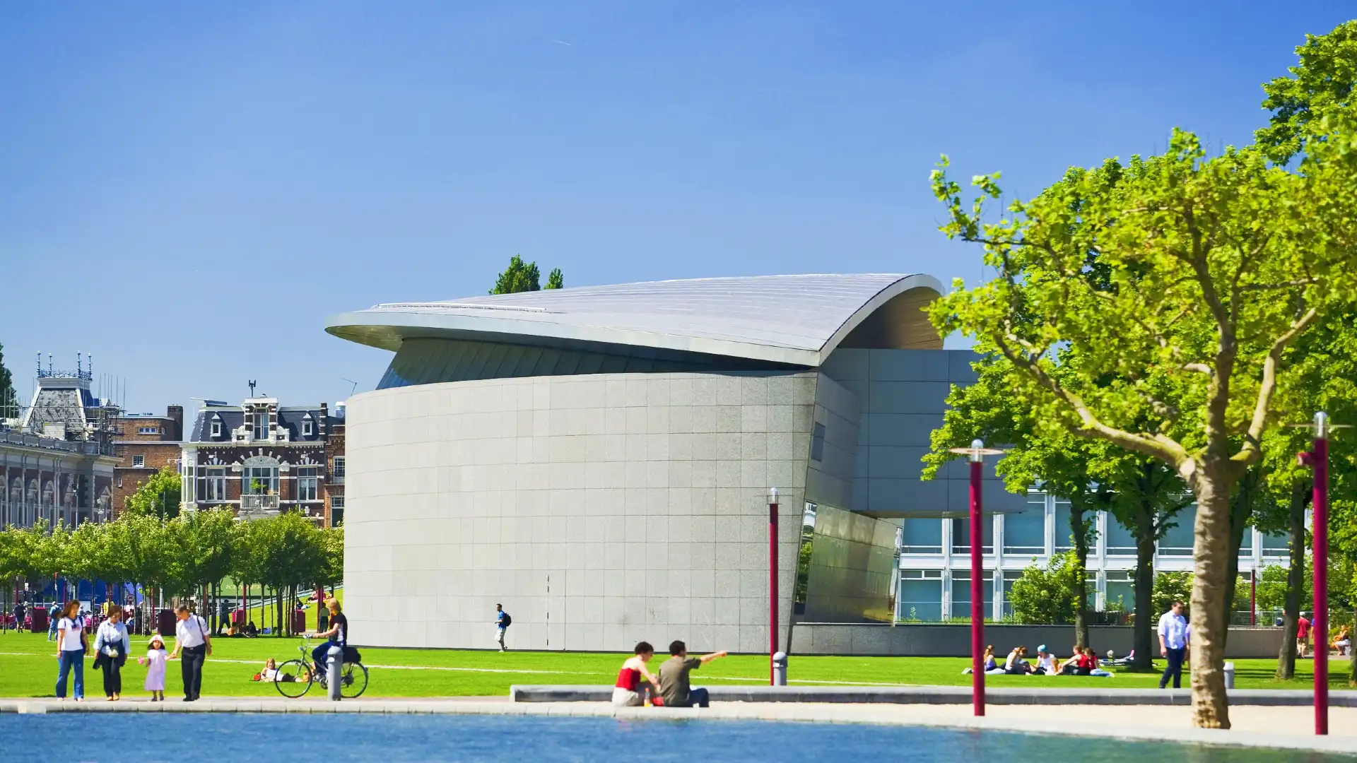 Hotels near Van Gogh Museum