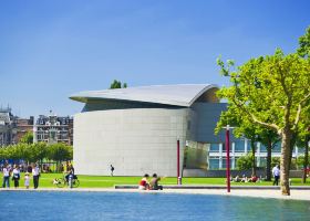 Flugzeit Nantes nach Amsterdam