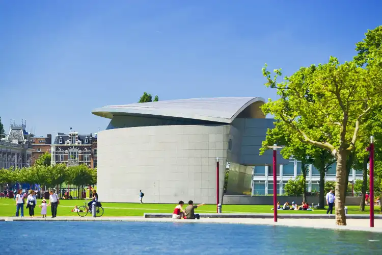 Hotels near Van Gogh Museum