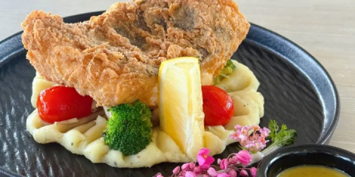 Hidden Garden By The Sea