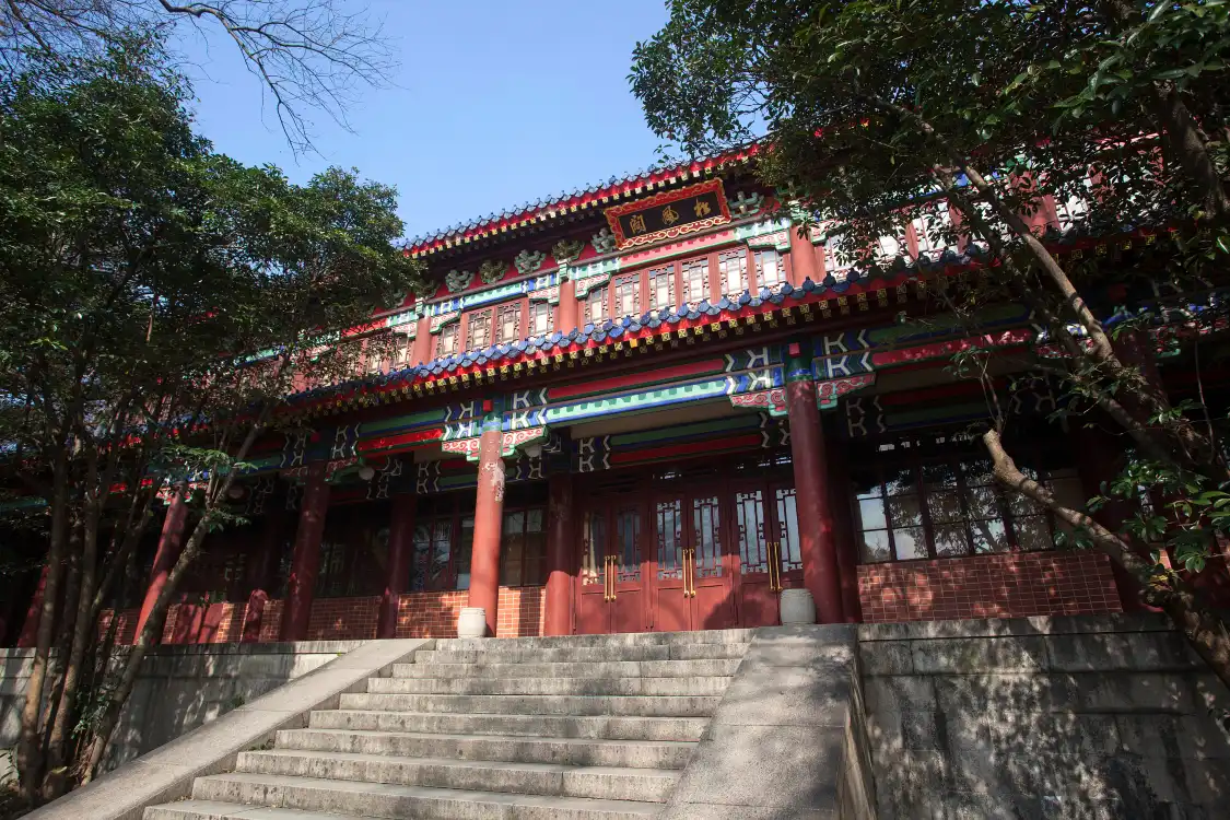 Hotels near Linggu Scenic Area