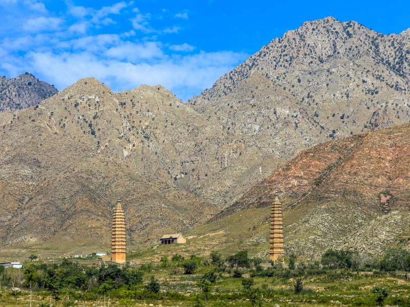 Double Pagodas at Baisikou