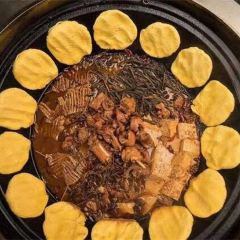小媳妇农家院铁锅炖灶台鱼 User Photo