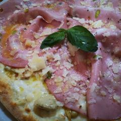 Bella Grotta Pizaria Restaurant張用戶圖片