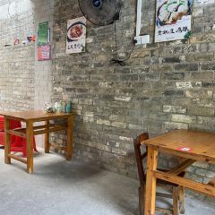 两广农家饭(黄姚古镇店) User Photo