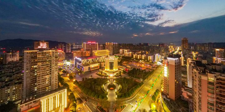Shizheng Square