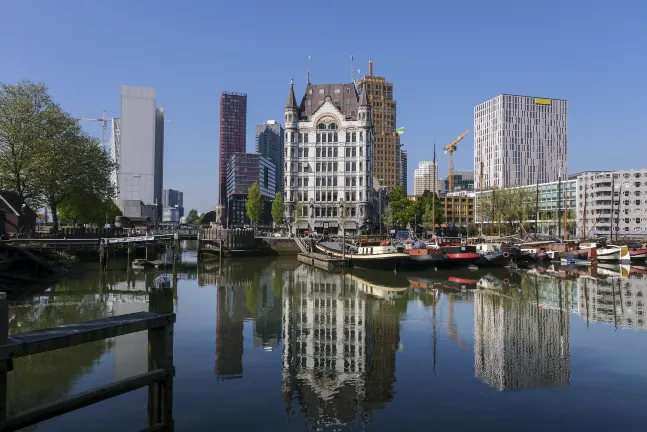 Hotel di Rotterdam Dengan Spa