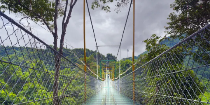 融水玻璃橋風景區