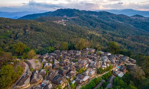 The Old Bulang Ethnicity Village of Wenji