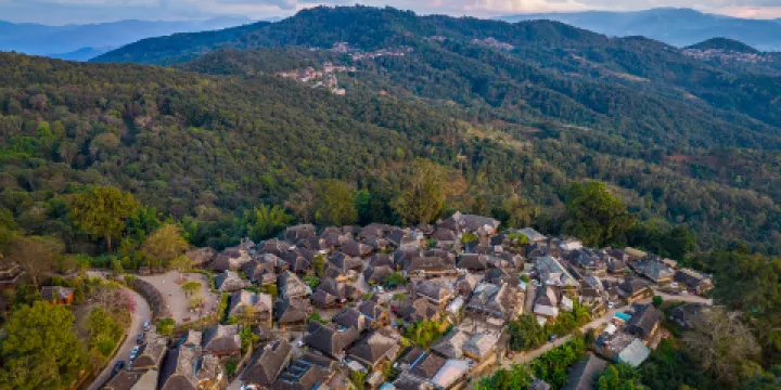 翁基布朗族老寨