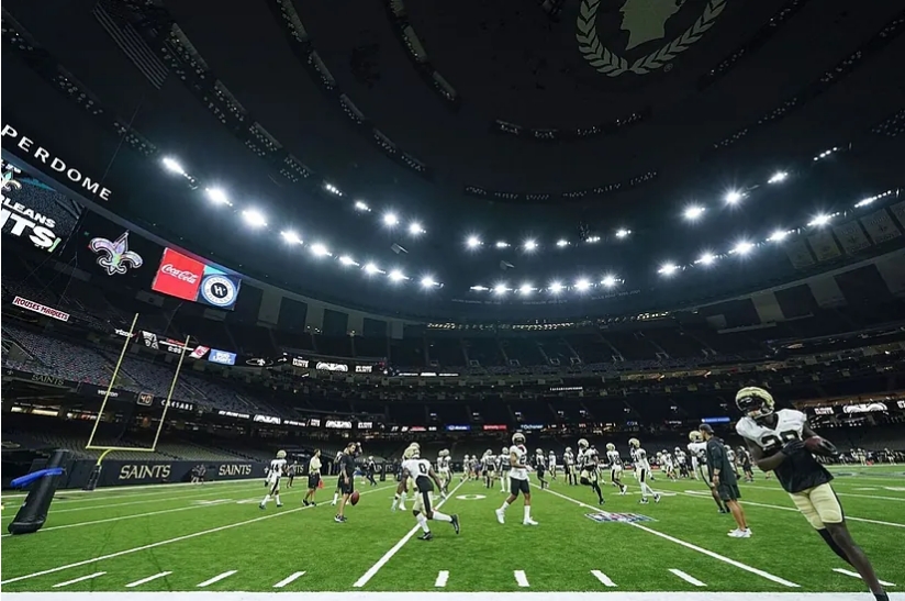 美國新奧爾良 · 2025年NFL超級碗 | 凱撒超級圓頂體育場