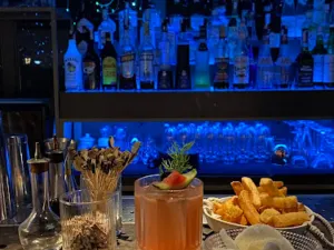 Bar Dinh Rooftop Lounge