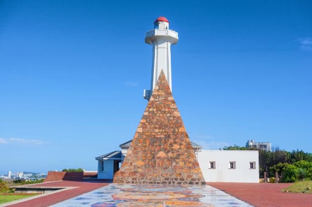DONKIN RESERVE, PYRAMID AND LIGHTHOUSE