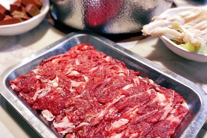 德林酸菜鱼火锅(南丹店)