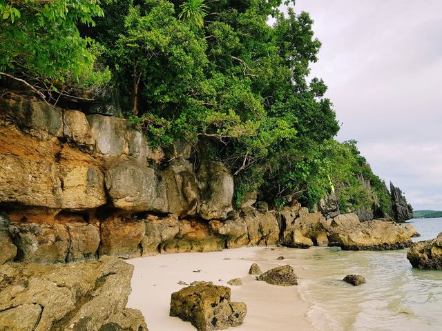 Swim, sea, sun and sand 